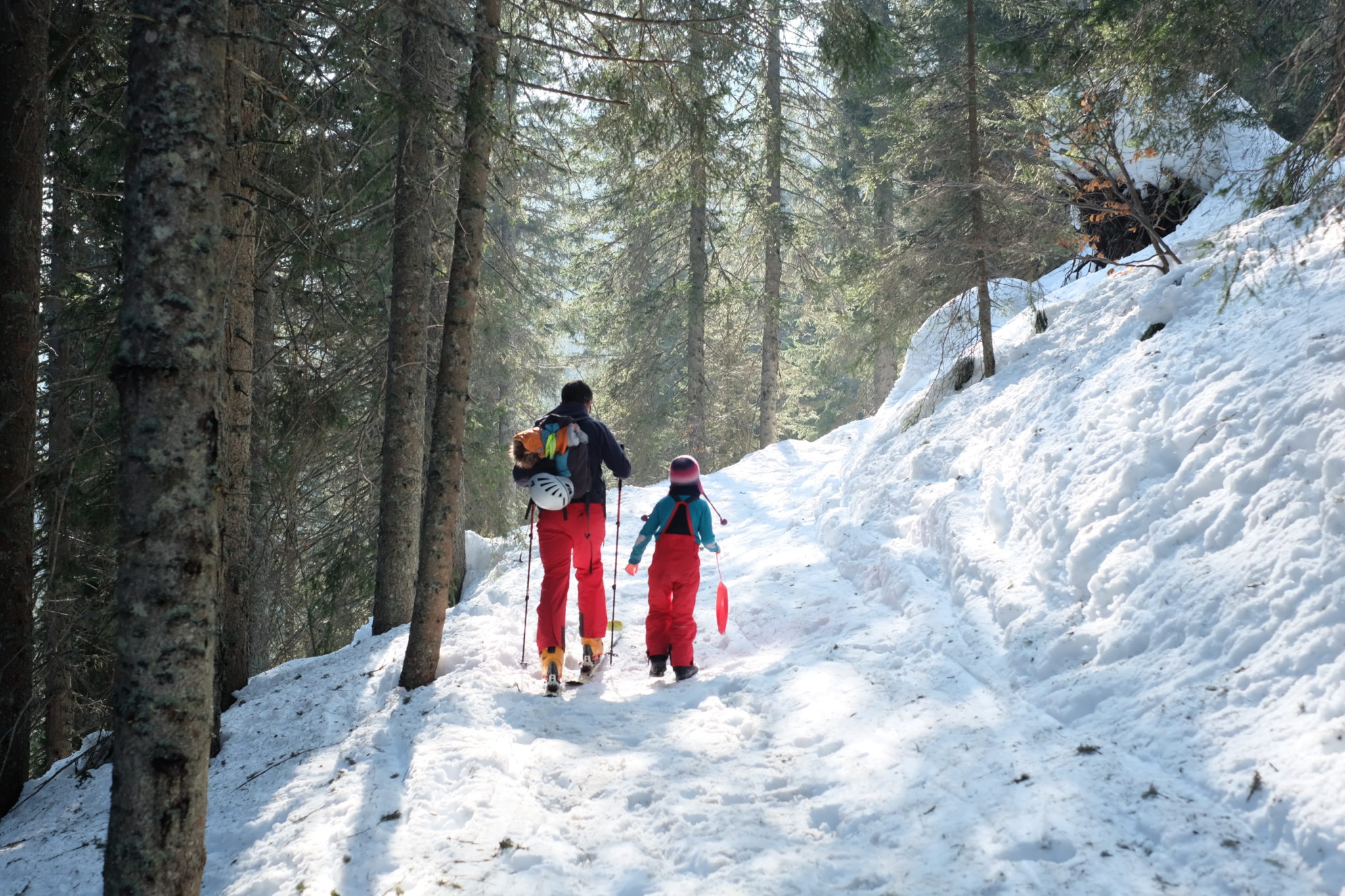 Father - daughter bonding in the mountains. Photo by: Exploring Slovenia.