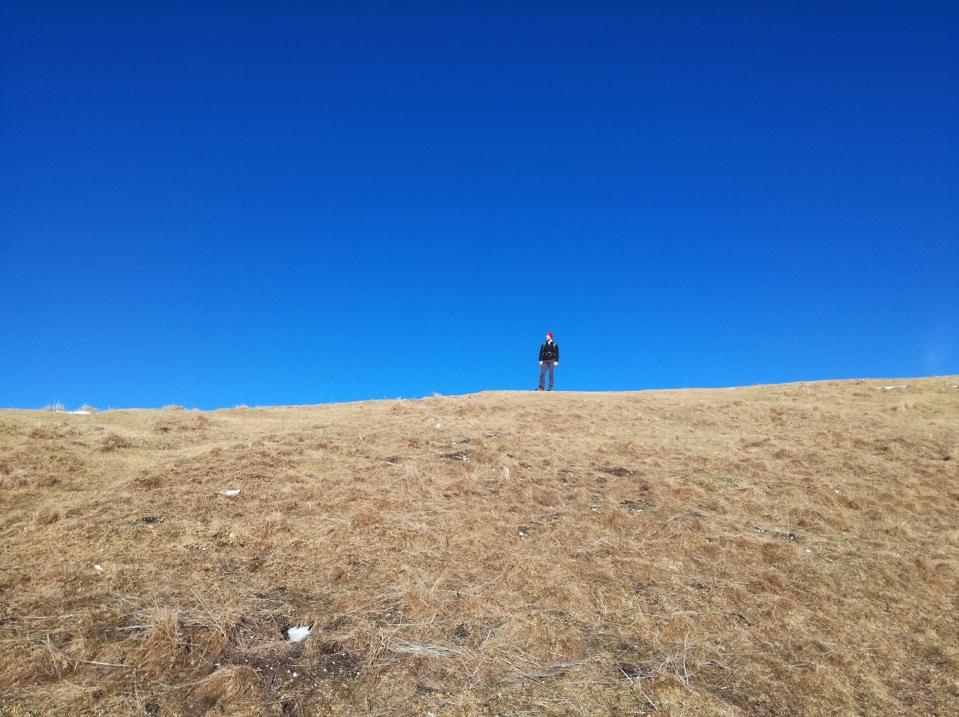 Mountains without a single cloud. Now how often does that happen?