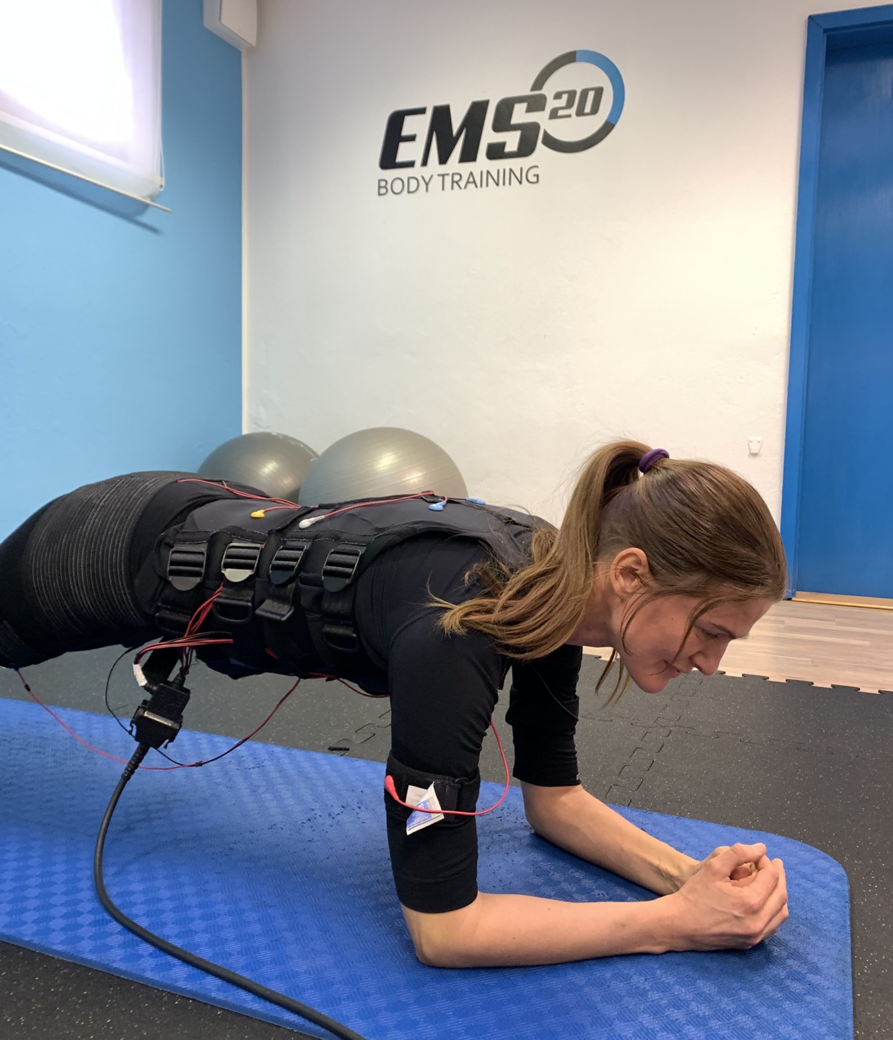 Doing a bodytech workout with EMS 20 Training, Slovenia, Ljubljana